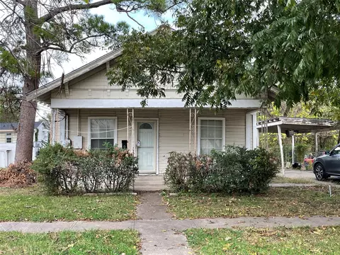 2105 Speedway St, Greenville, TX 75401