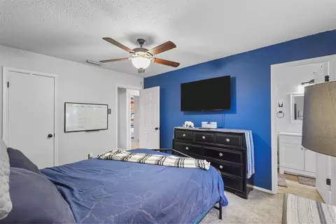 Bedroom - 609 Springtime Dr, Cedar Hill, TX 75104 photo 1 of 3