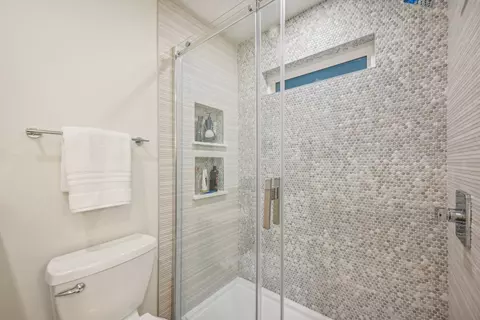 Bath - 802 E Spring Valley Rd, Richardson, TX 75081 photo 2 of 3