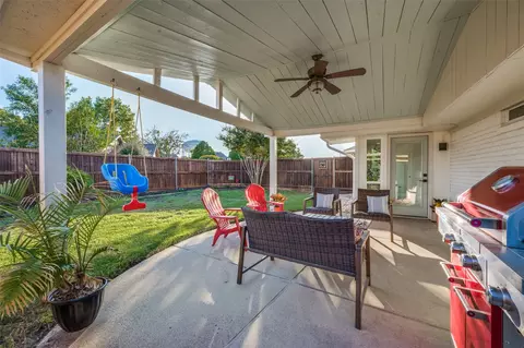Exterior - 802 E Spring Valley Rd, Richardson, TX 75081 photo 3 of 3