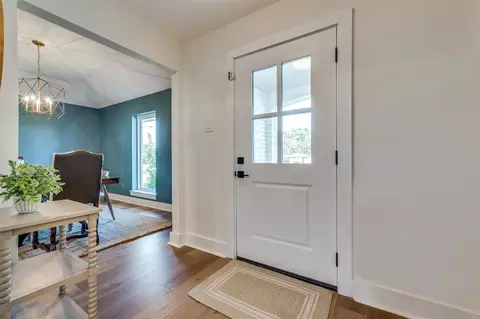 Entry Way - 802 E Spring Valley Rd, Richardson, TX 75081 photo 1 of 2