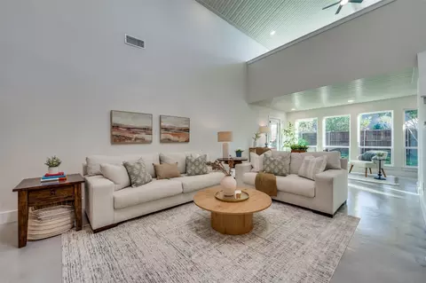 Living - 802 E Spring Valley Rd, Richardson, TX 75081 photo 4 of 6