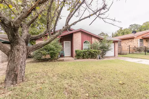 5124 Anderson St, Fort Worth, TX 76105