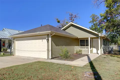 1212 Elmira St, Weatherford, TX 76086