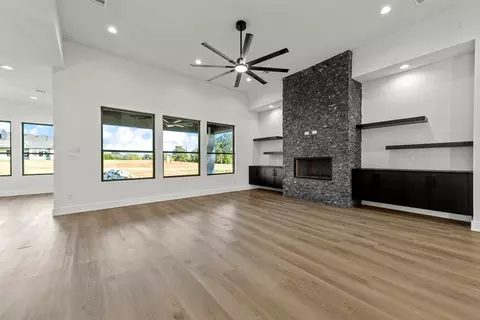 Living - 171 Briar Patch Rd, Azle, TX 76020 photo 2 of 5