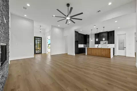 Living - 171 Briar Patch Rd, Azle, TX 76020 photo 5 of 5
