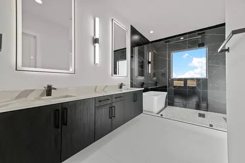 Bath - 171 Briar Patch Rd, Azle, TX 76020 photo 5 of 6