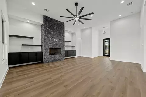 Living - 171 Briar Patch Rd, Azle, TX 76020 photo 4 of 5