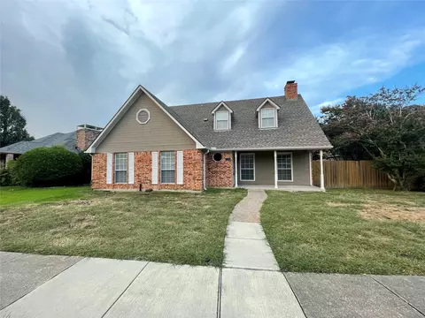 2705 Big Oaks Dr, Garland, TX 75044