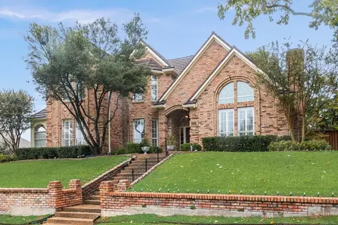 204 W Boydstun Ave, Rockwall, TX 75087