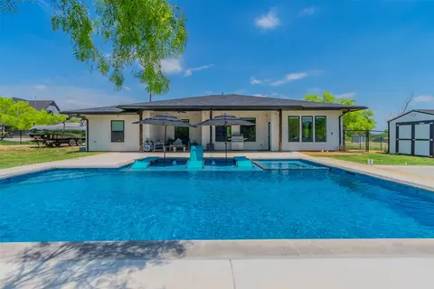 12425 Iris Ct, Fort Worth, TX 76126