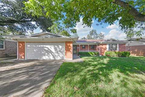 2800 Sadler Ave, Fort Worth, TX 76133