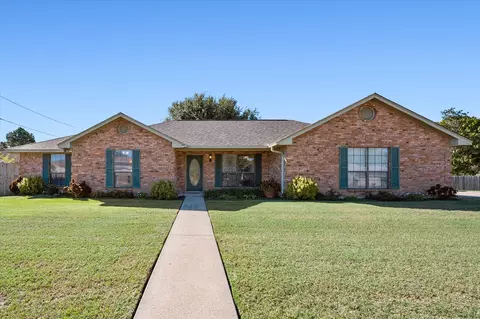325 Northwood Blvd, Corsicana, TX 75110