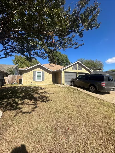 1820 Lincolnshire Way, Fort Worth, TX 76134