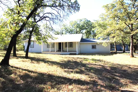 5100 Taggart Ln, Cleburne, TX 76031