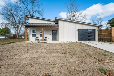 613 W Florence St, Denison, TX 75020