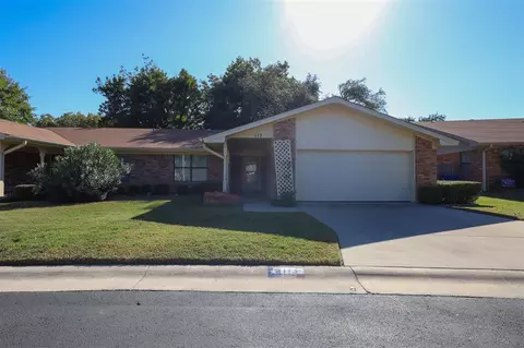 113 Azalea Dr, Brownwood, TX 76801