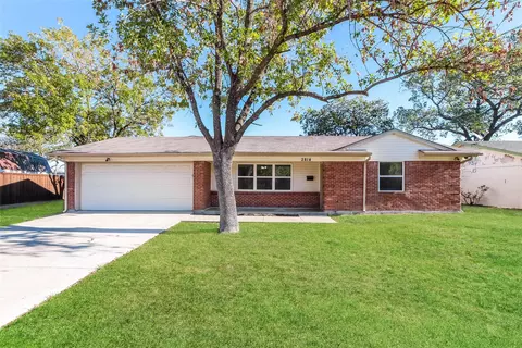 2814 Viva Dr, Mesquite, TX 75150