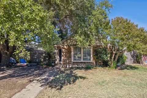 938 Mapleleaf Ln, Coppell, TX 75019