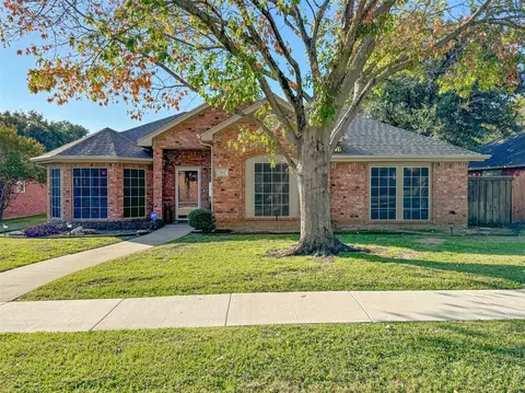 204 Plum Holw, Denton, TX 76207