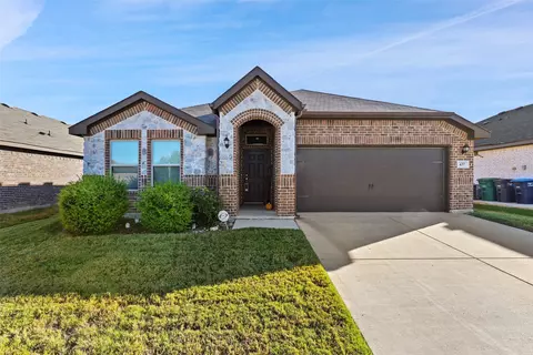 437 Keresley St, Crowley, TX 76036