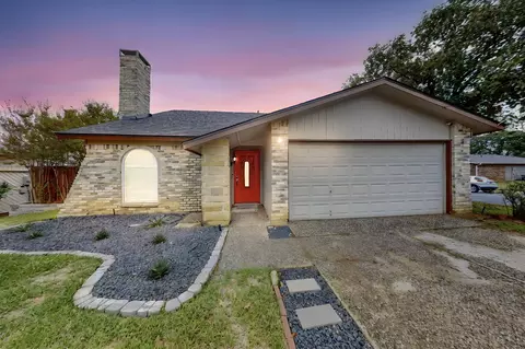 2141 Loma Verde Dr, Bedford, TX 76021