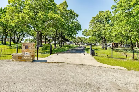 122 Windriver Ct, Weatherford, TX 76088