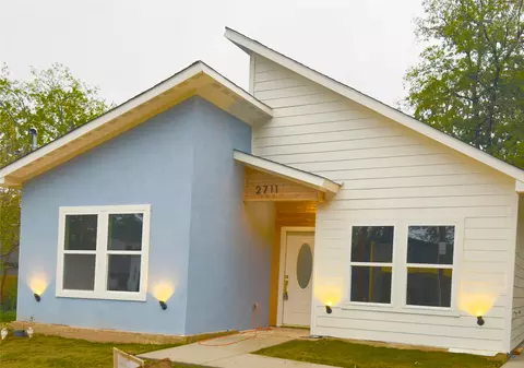 2711 Hector St, Dallas, TX 75210