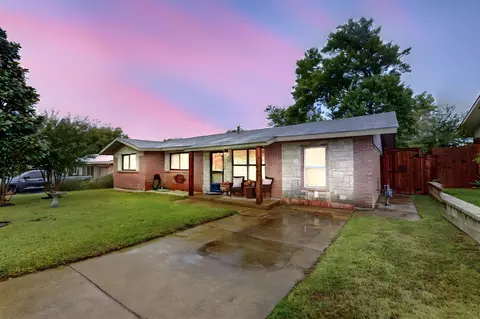 1707 E Tucker Blvd, Arlington, TX 76010