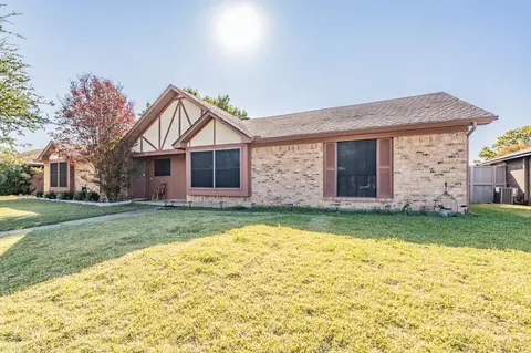 306 Cole St, Garland, TX 75040