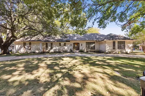 108 Peachtree Ln, Mckinney, TX 75072