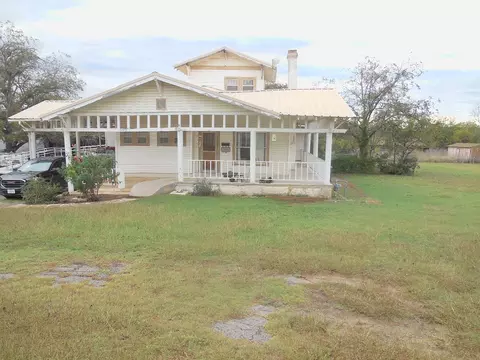 305 Summitt St, Ranger, TX 76470