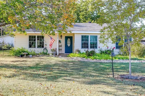 6306 Carrizo Dr, Granbury, TX 76049