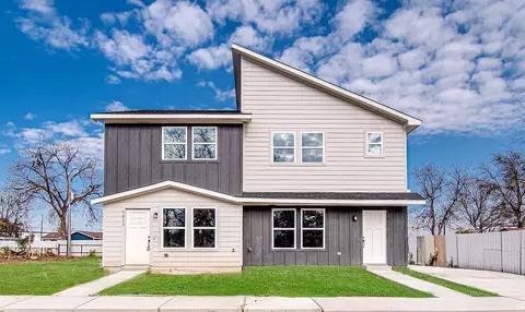 5807 Grayson St, Fort Worth, TX 76119