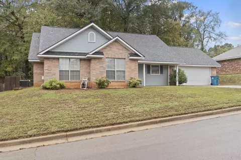 111 Eg Mcmillan Way, Daingerfield, TX 75638