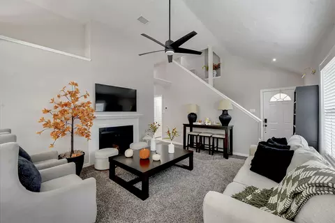905 Ramblewood Dr, Lewisville, TX 75067