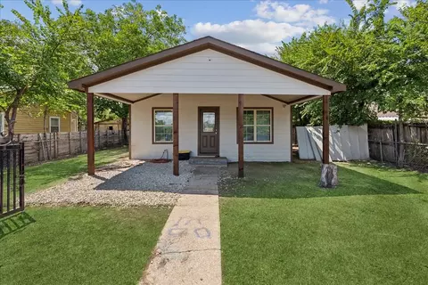 4400 Hilldale Rd, Fort Worth, TX 76119