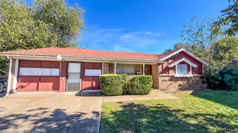 337 Kirnwood Ct, Dallas, TX 75232