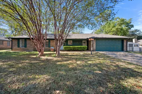 2616 Sandy Ln, Corsicana, TX 75110