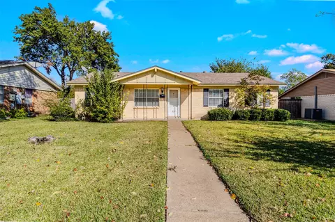 826 Brookshire Cir, Garland, TX 75043