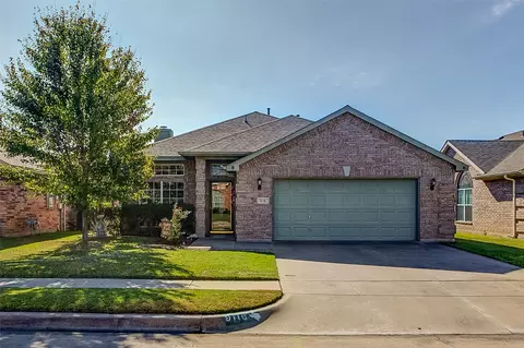 9116 Winding River Dr, Fort Worth, TX 76118