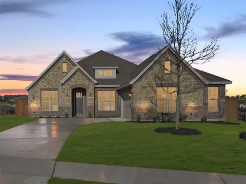 3108 Blue Hill Dr, Burleson, TX 76028