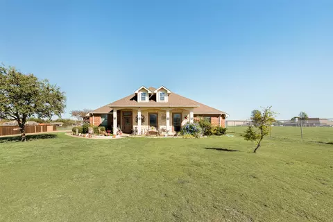 10473 Fireside Ln, Forney, TX 75126