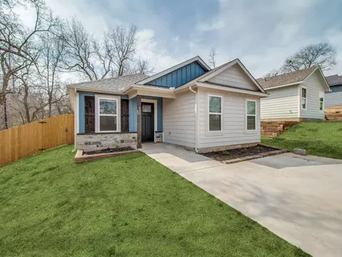 430 E Nelson St, Denison, TX 75021