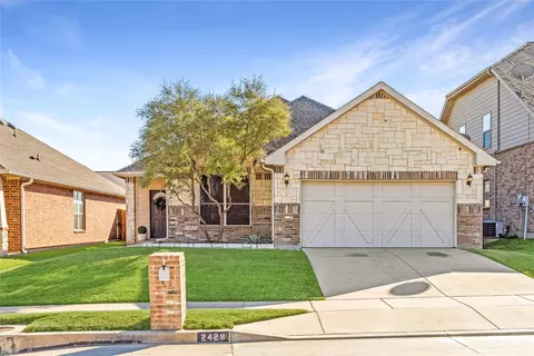 2428 Gutierrez Dr, Fort Worth, TX 76177