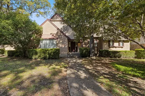 2319 Elderoaks Ln, Dallas, TX 75232