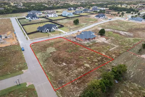 4461 Redbud Ln, Midlothian, TX 76065