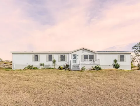 9320 Colorado St, Joshua, TX 76058