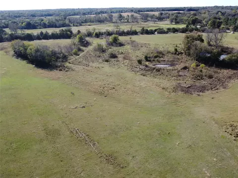 63 Ac Cr-1082, Celeste, TX 75423 photo 2