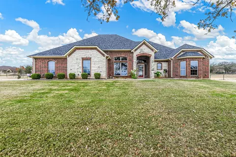 307 Ellis Creek Ct, Weatherford, TX 76085